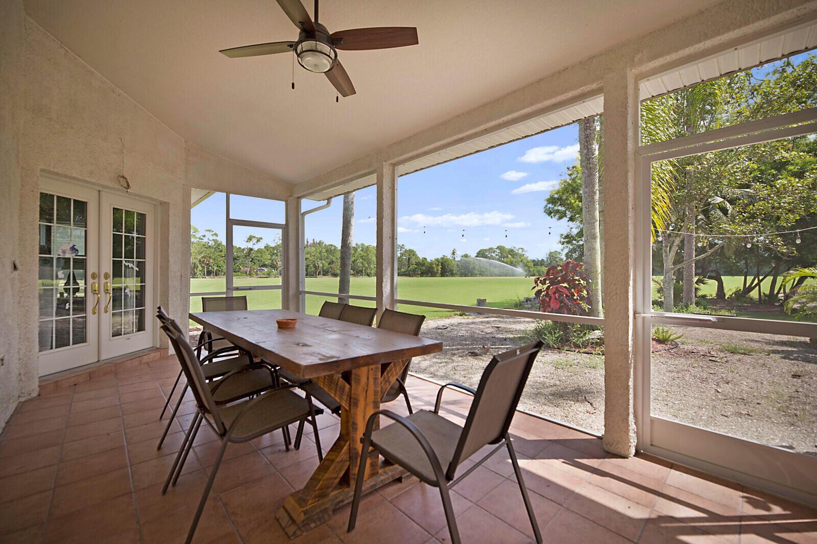 LOXAHATCHEE GROVES - Residential