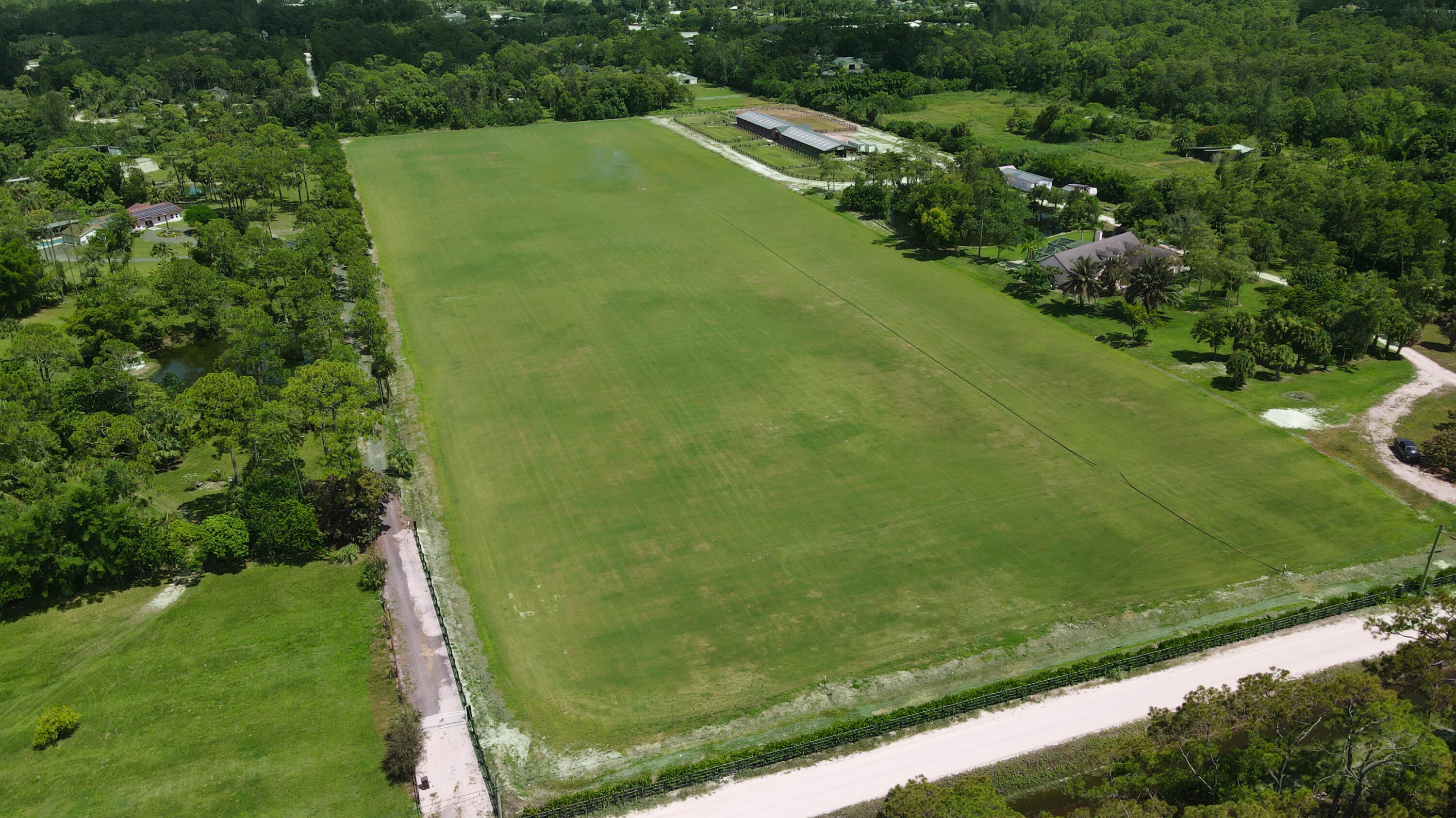 LOXAHATCHEE GROVES - Residential