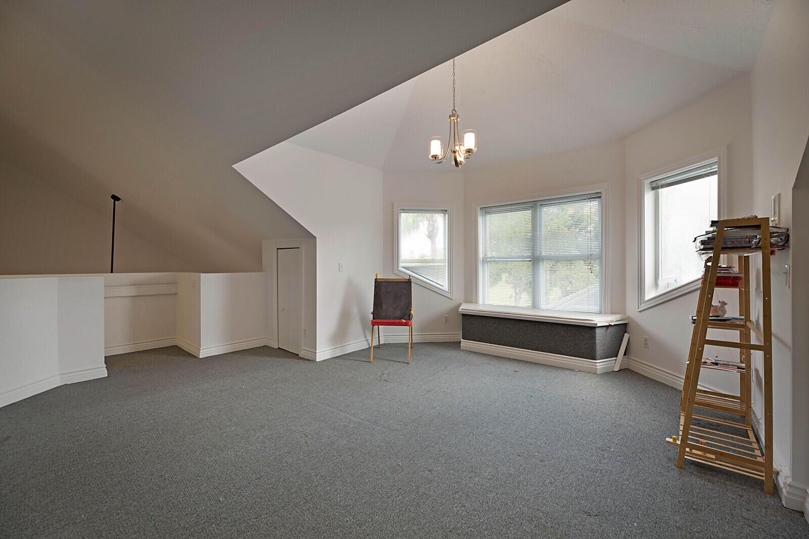 LOXAHATCHEE GROVES - Residential