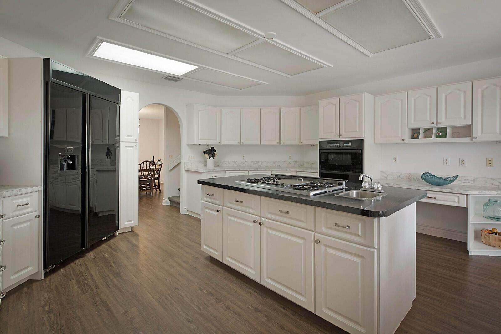 LOXAHATCHEE GROVES - Residential