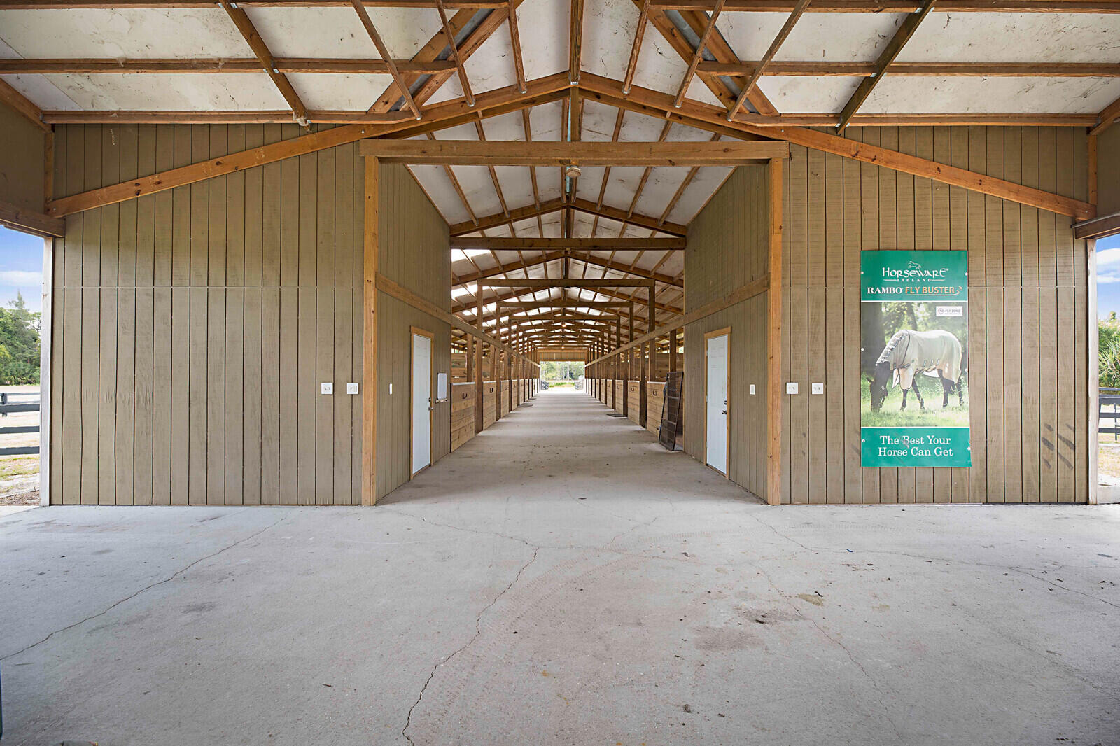 LOXAHATCHEE GROVES - Residential