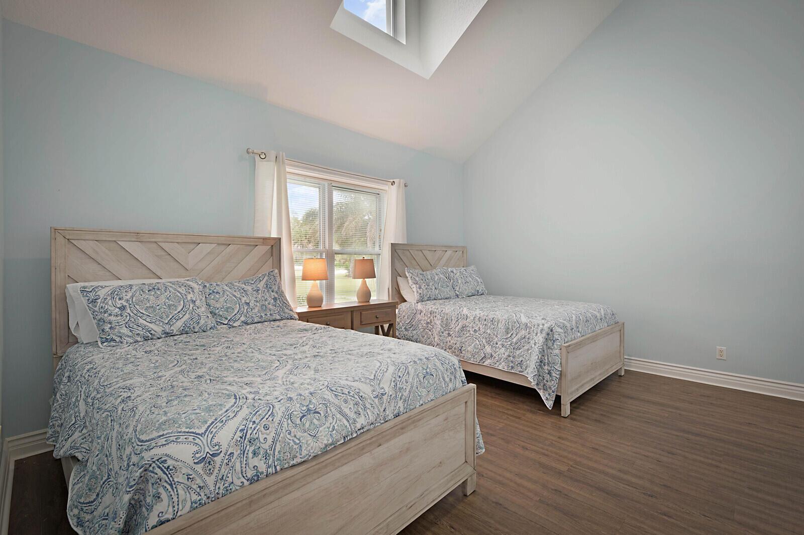 LOXAHATCHEE GROVES - Residential