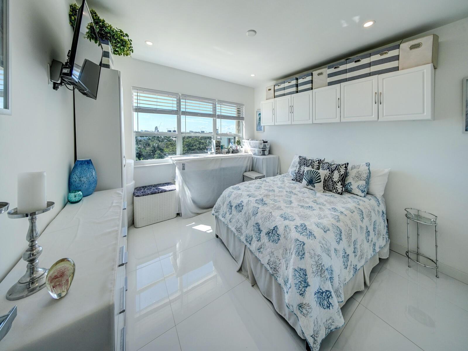 MARINE TOWER - Residential