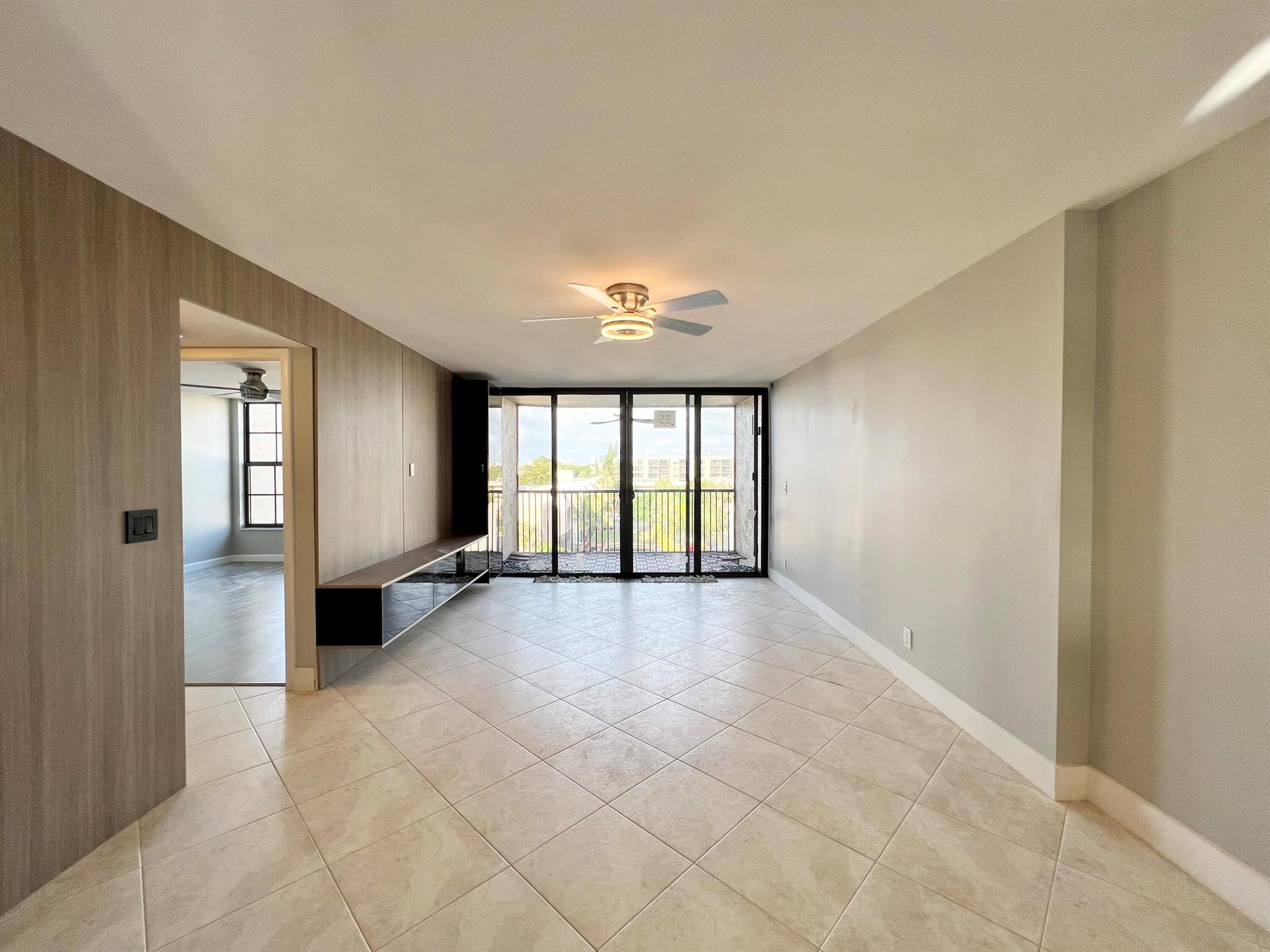 Boca Bayou - Residential Lease