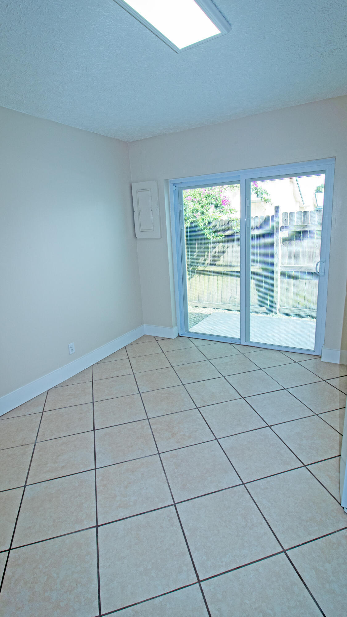 Hobe Ridge - Residential Lease