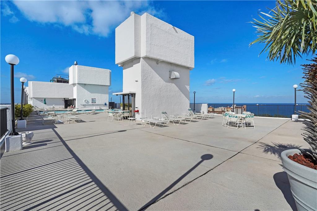 CORINTHIAN - Residential