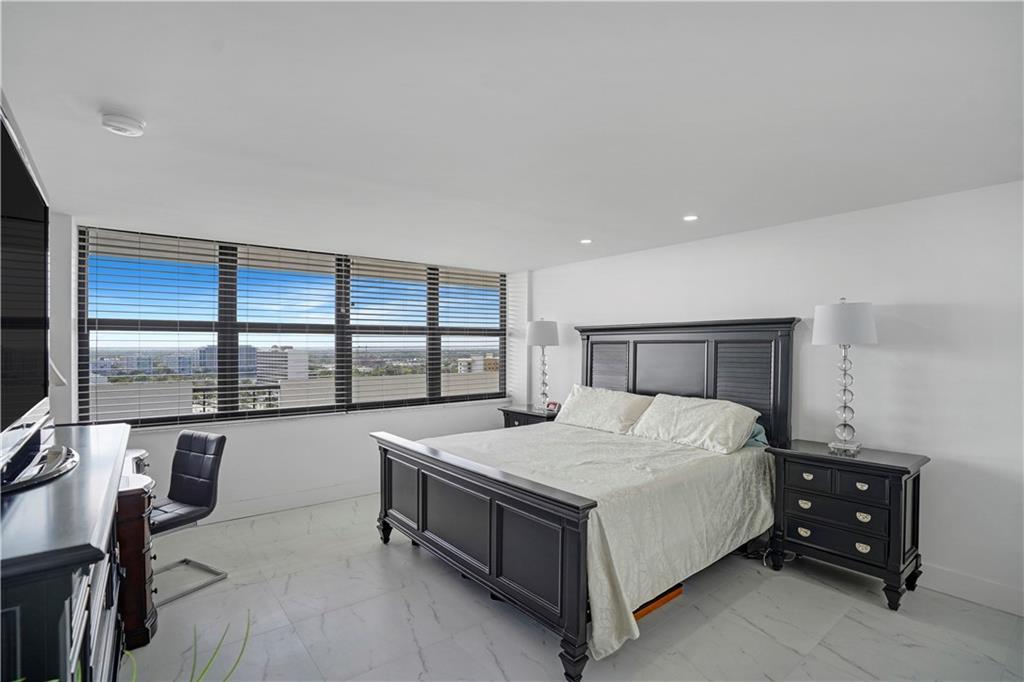 CORINTHIAN - Residential