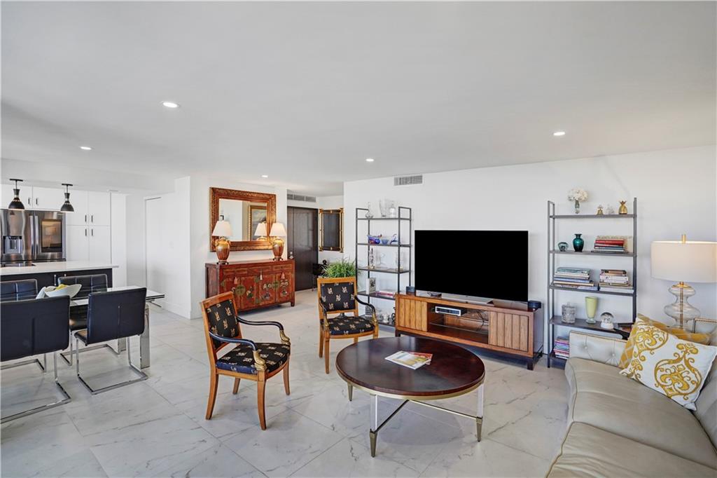 CORINTHIAN - Residential
