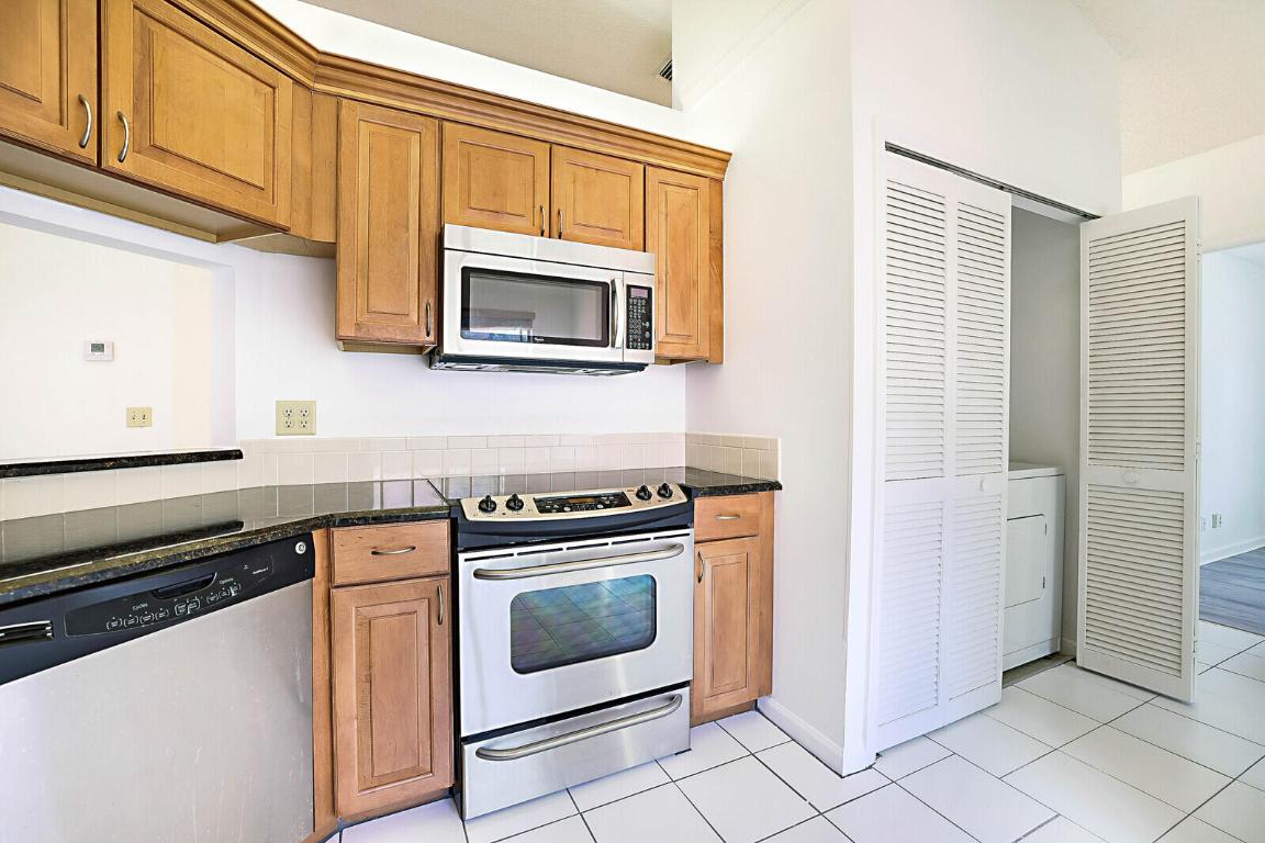 SOUTH LAKE CONDO - Residential