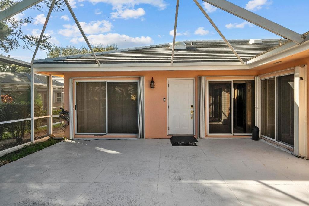 Photo of 903 Sun Terrace Court, Palm Beach Gardens, FL 33403 (MLS # R10938226)
