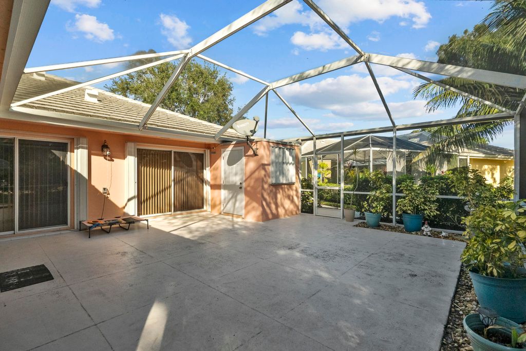 Photo of 903 Sun Terrace Court, Palm Beach Gardens, FL 33403 (MLS # R10938226)