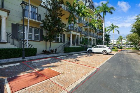 A home in Wilton Manors