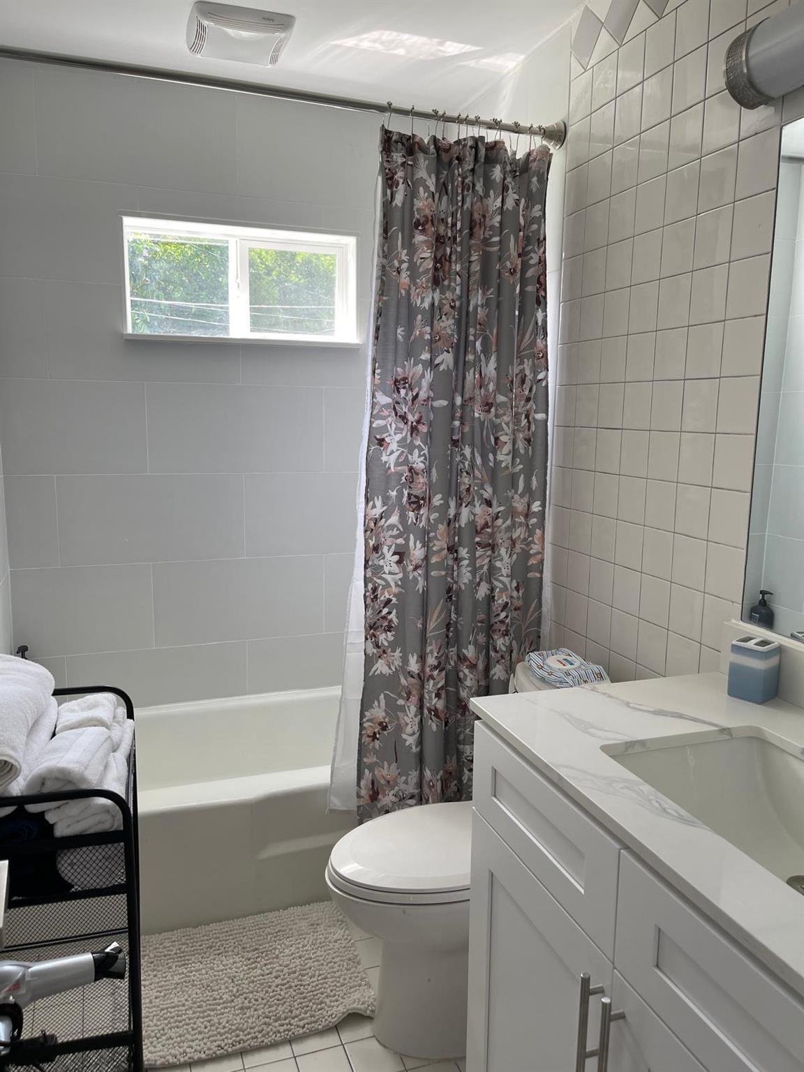 MEADOW PARK - Residential Income