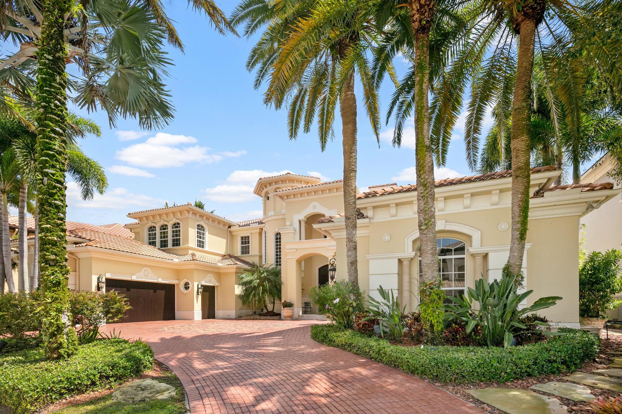 Mizner Country Club - Residential