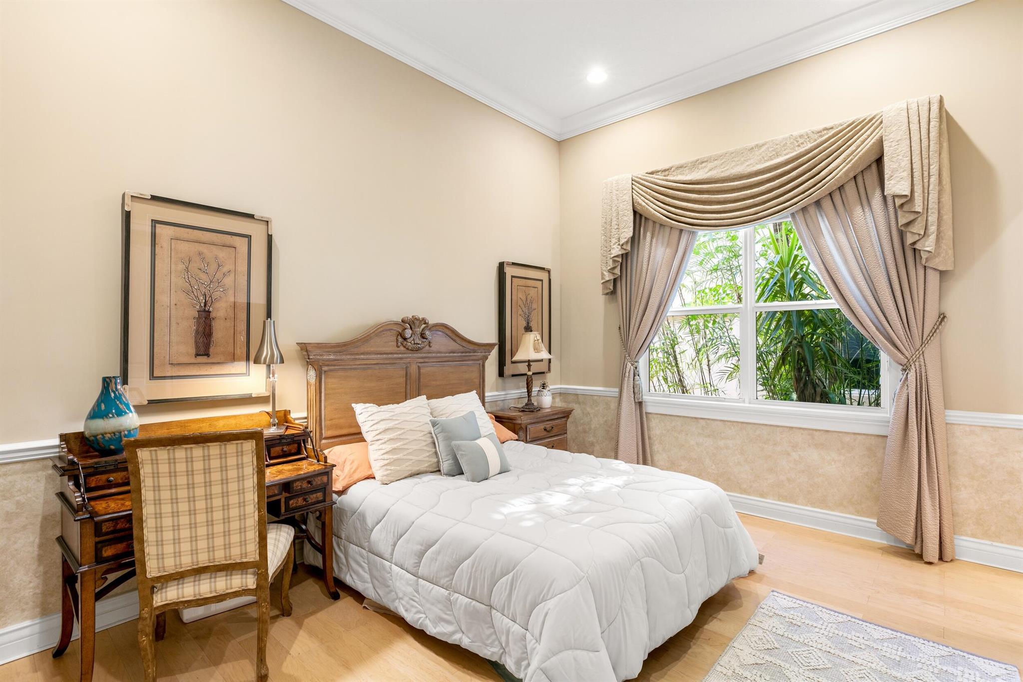 Mizner Country Club - Residential