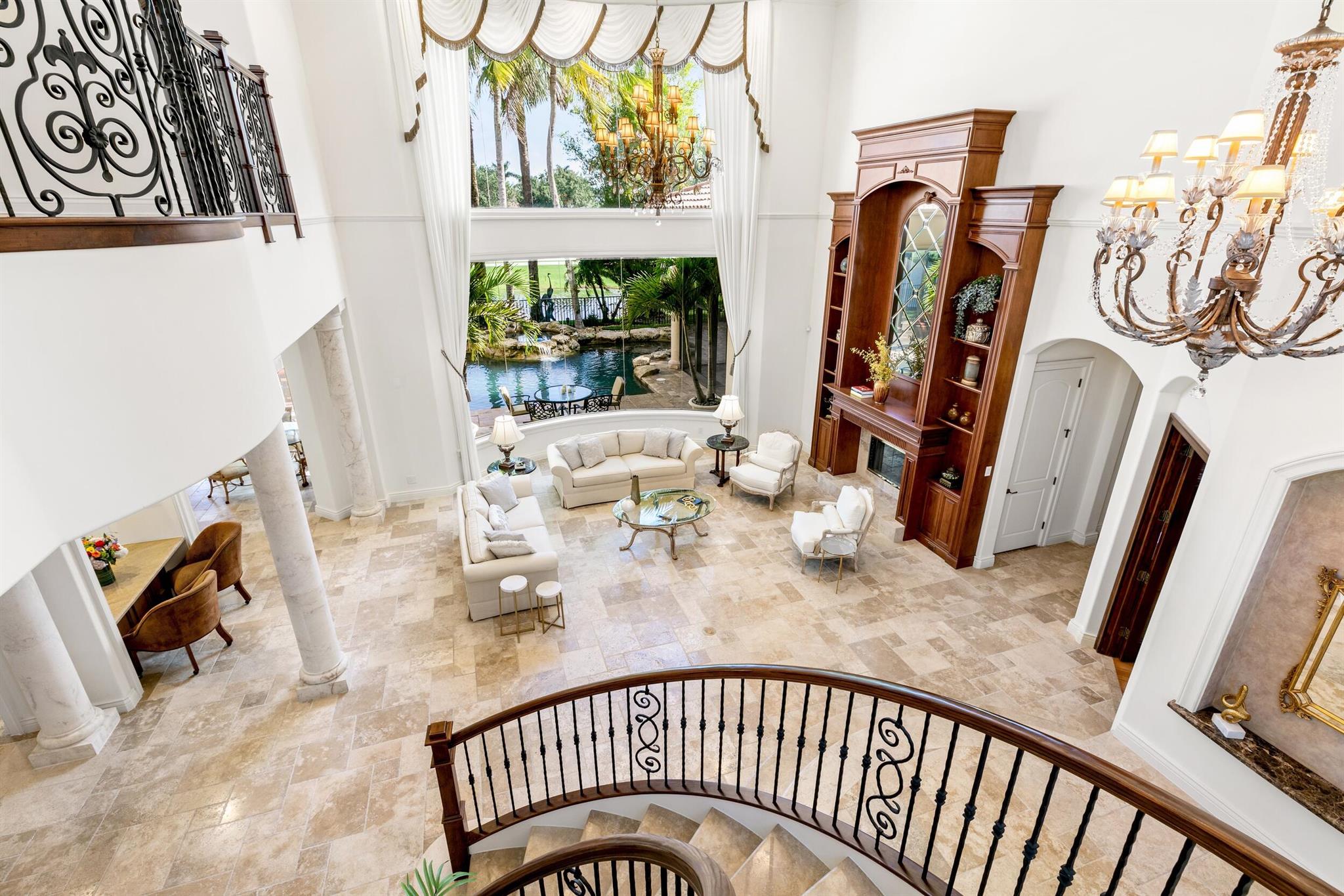 Mizner Country Club - Residential