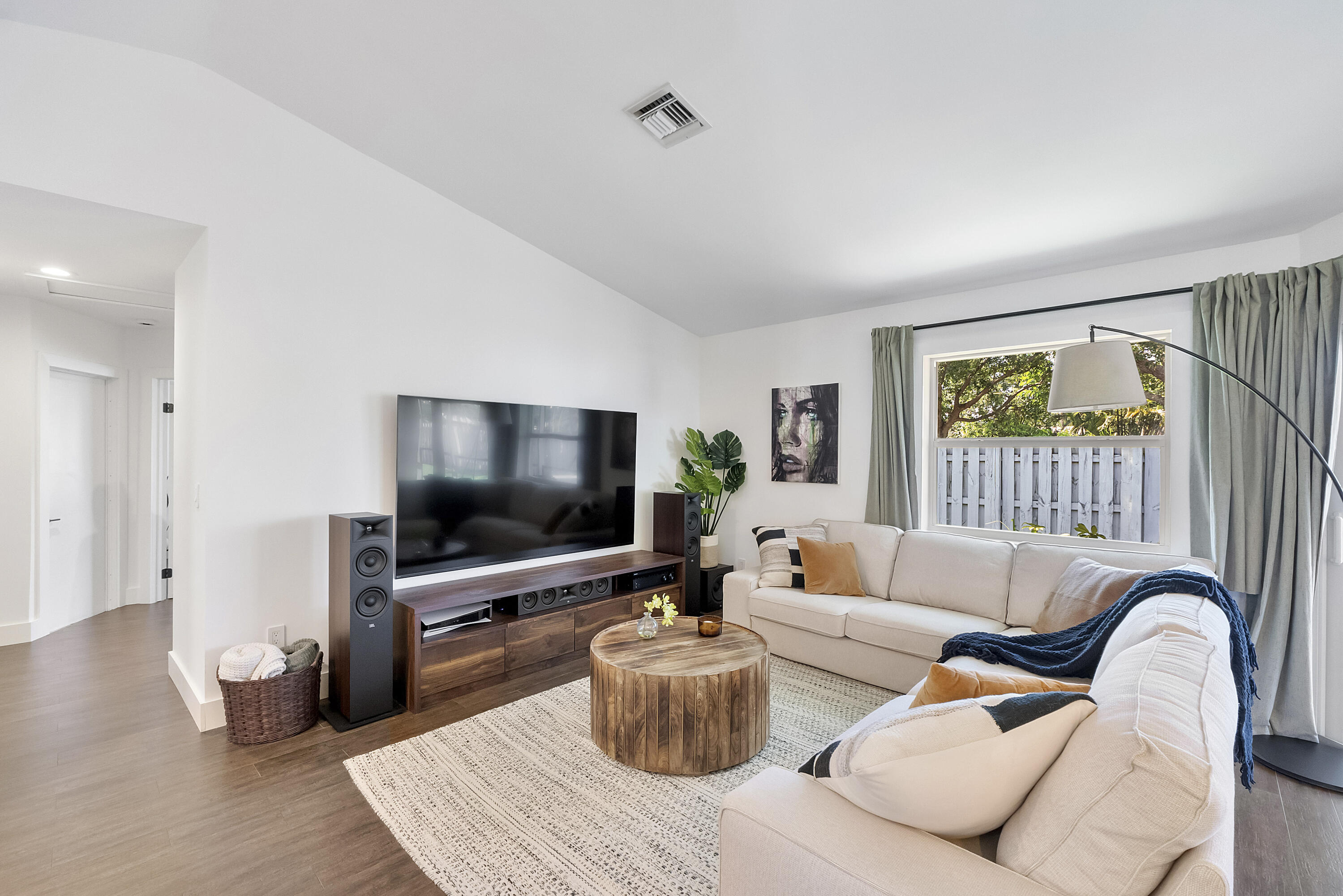 JACARANDA PARCEL 216 - Residential