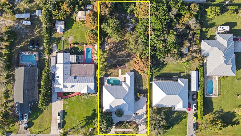 Photo of 4360 SE Kubin Avenue, Stuart, FL 34997 (MLS # R11055483)