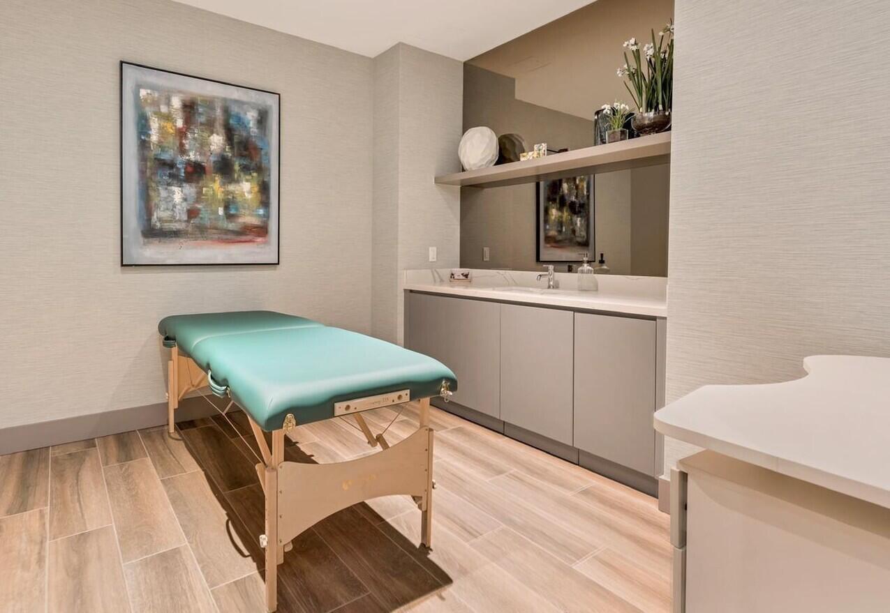 5252 PASEO CONDO - Residential Lease