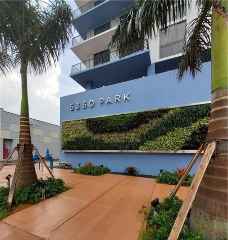 5252 PASEO CONDO - Residential Lease