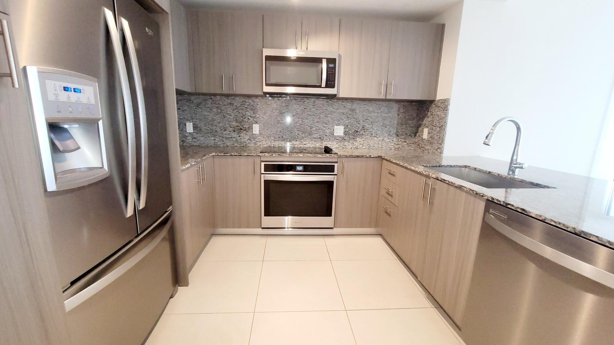 5252 PASEO CONDO - Residential Lease