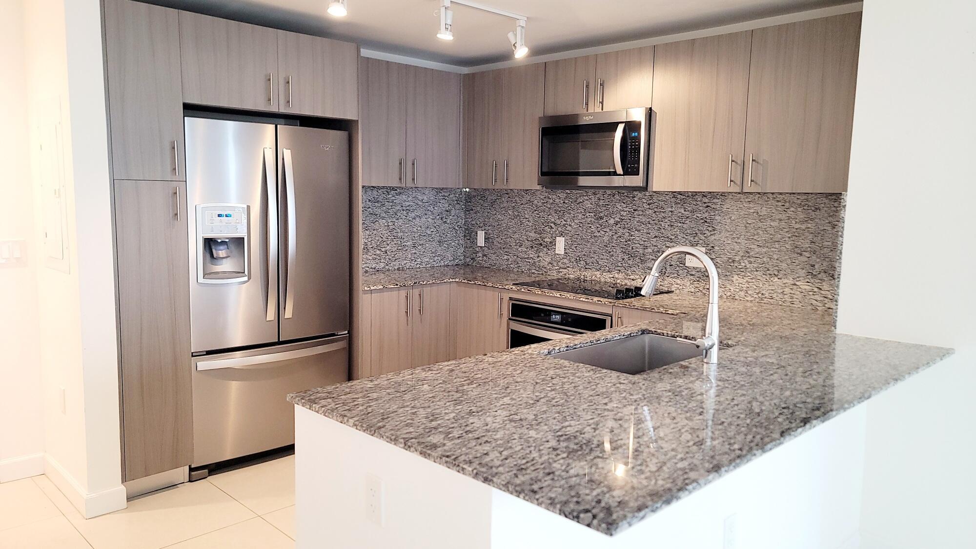 5252 PASEO CONDO - Residential Lease