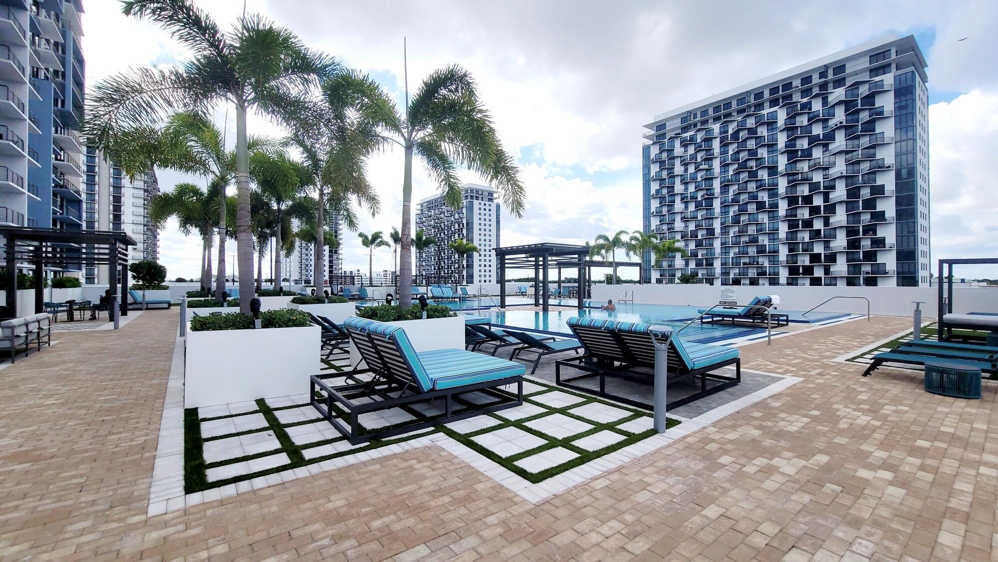 5252 PASEO CONDO - Residential Lease