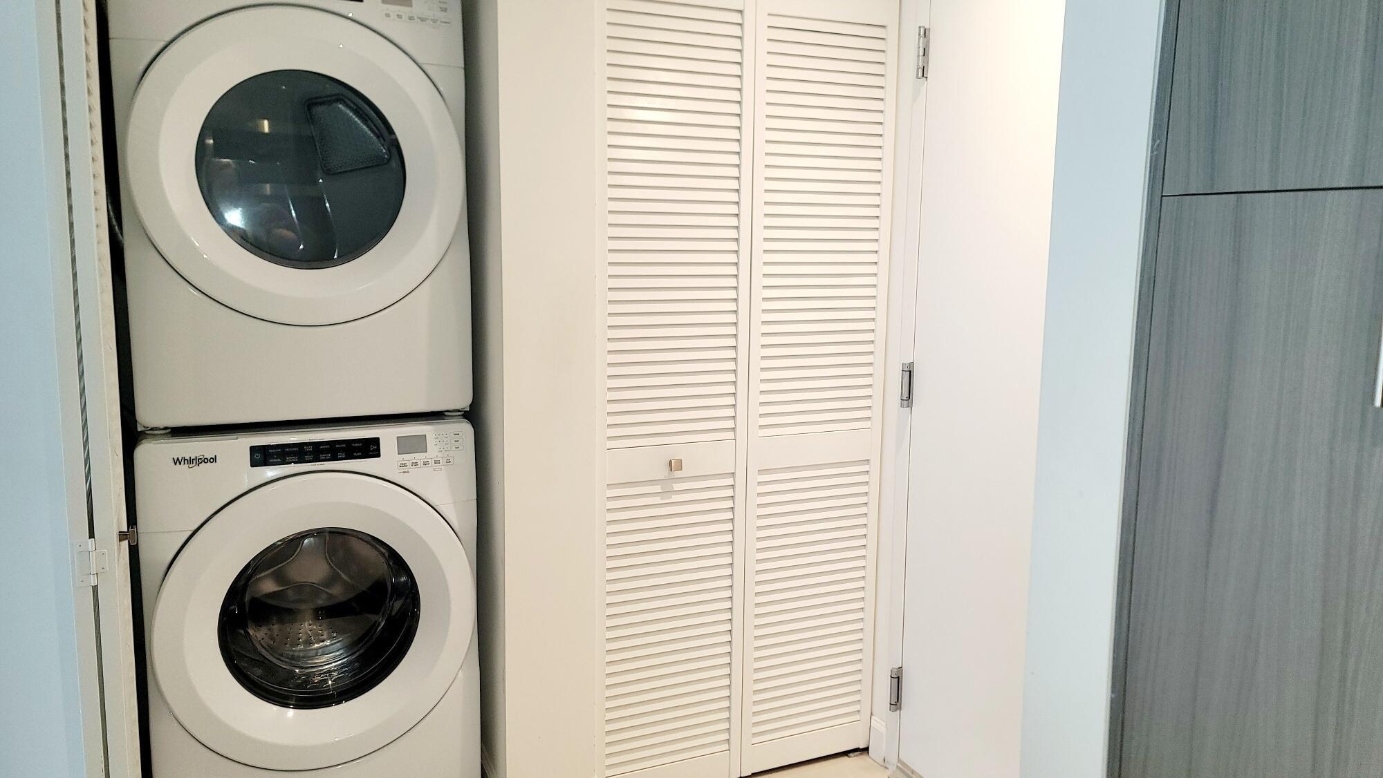 5252 PASEO CONDO - Residential Lease