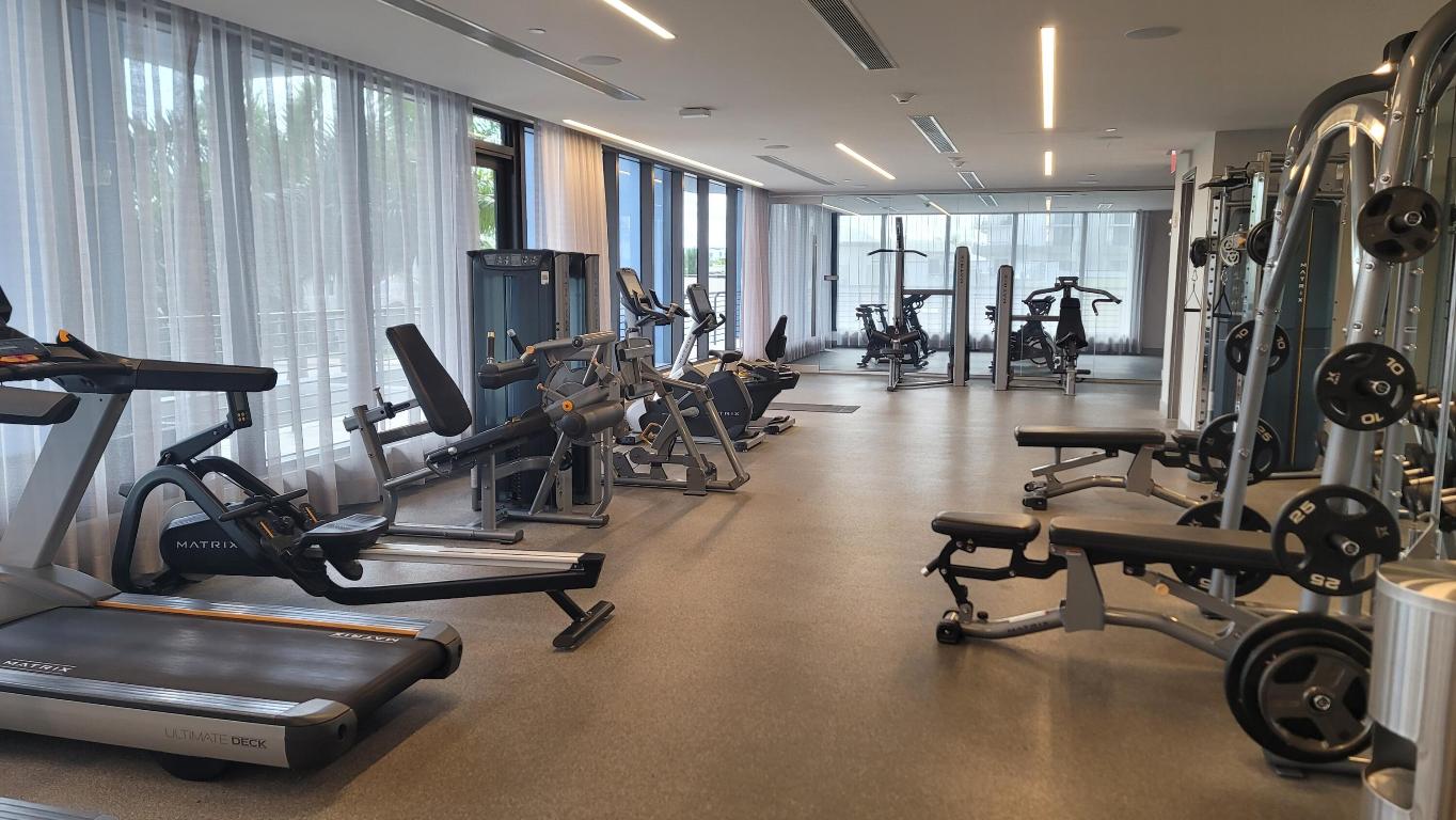 5252 PASEO CONDO - Residential Lease