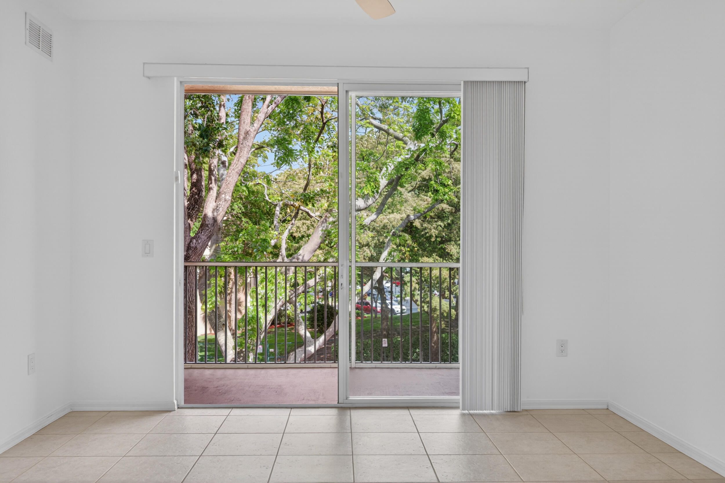 YARDLEY CONDOMINIUM F - Residential