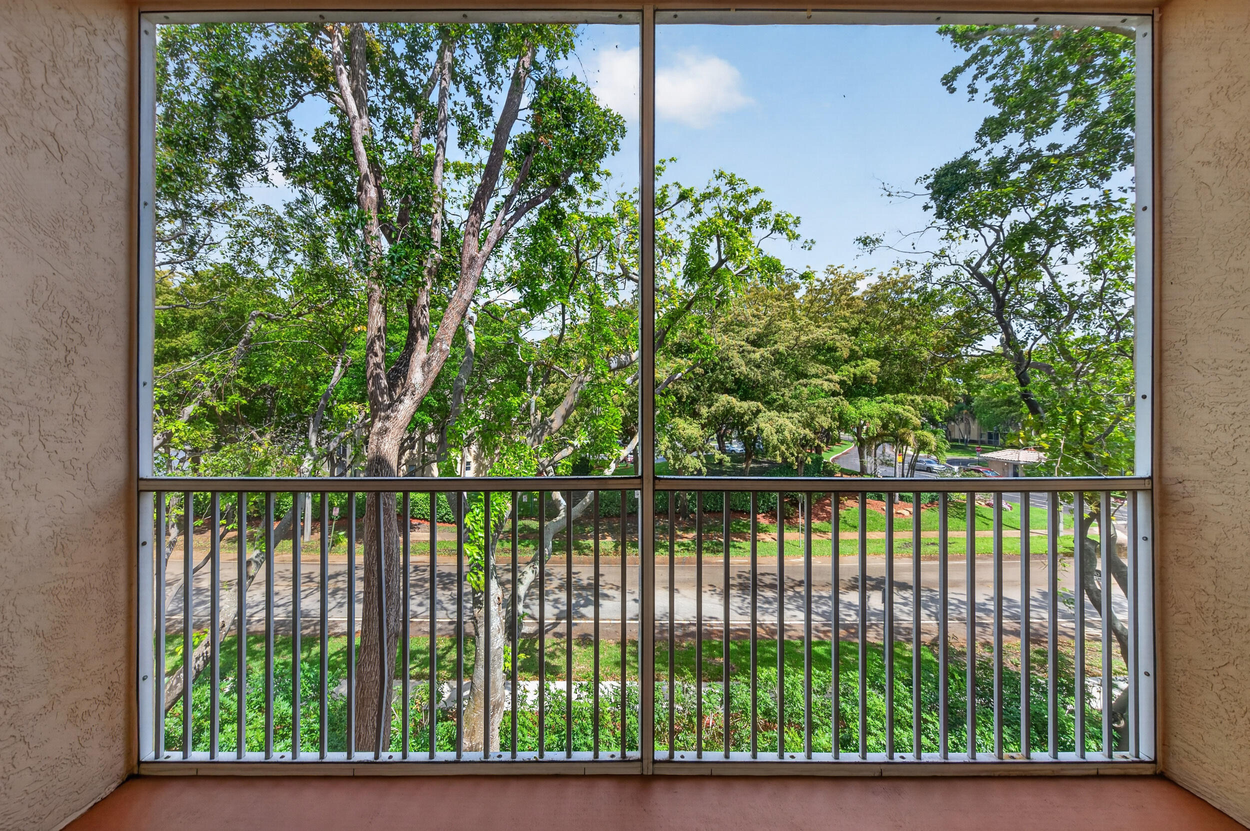 YARDLEY CONDOMINIUM F - Residential