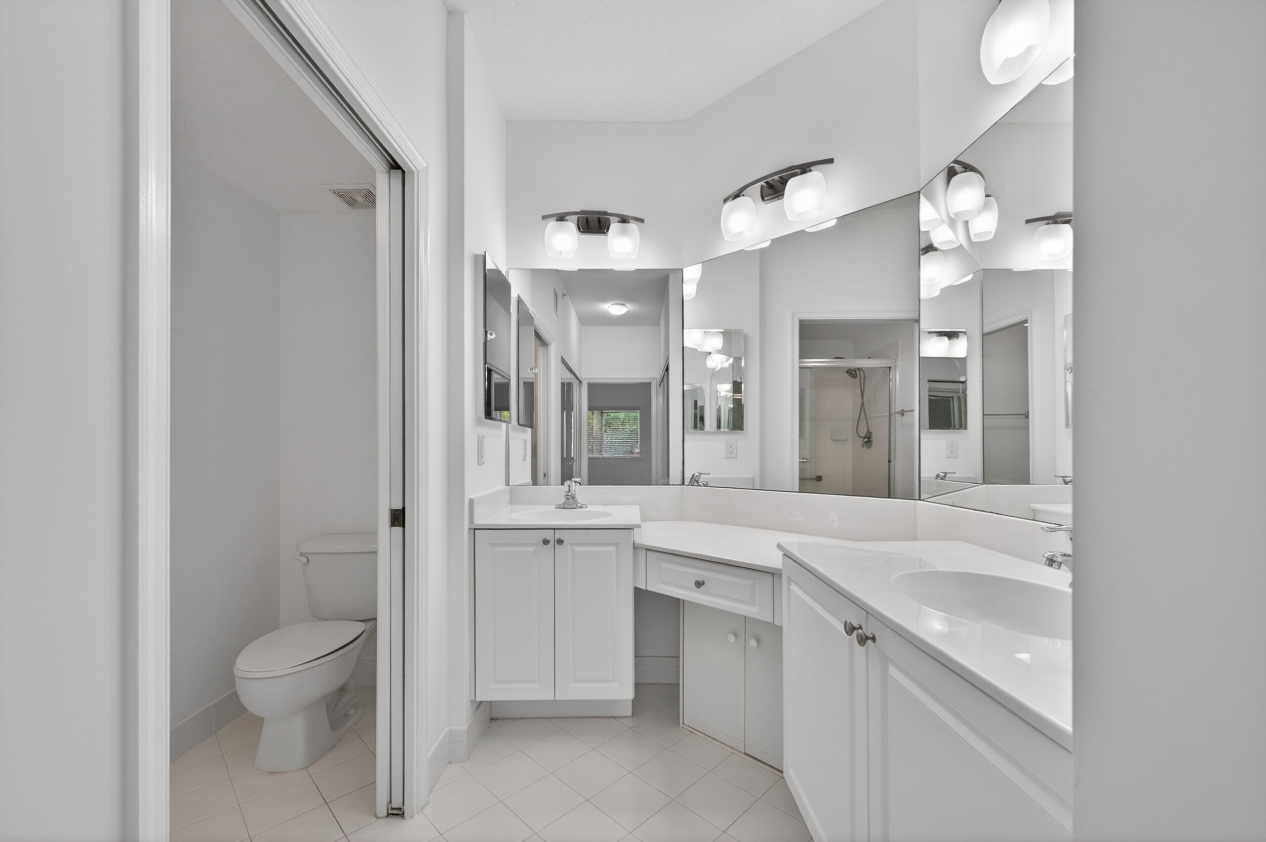 YARDLEY CONDOMINIUM F - Residential