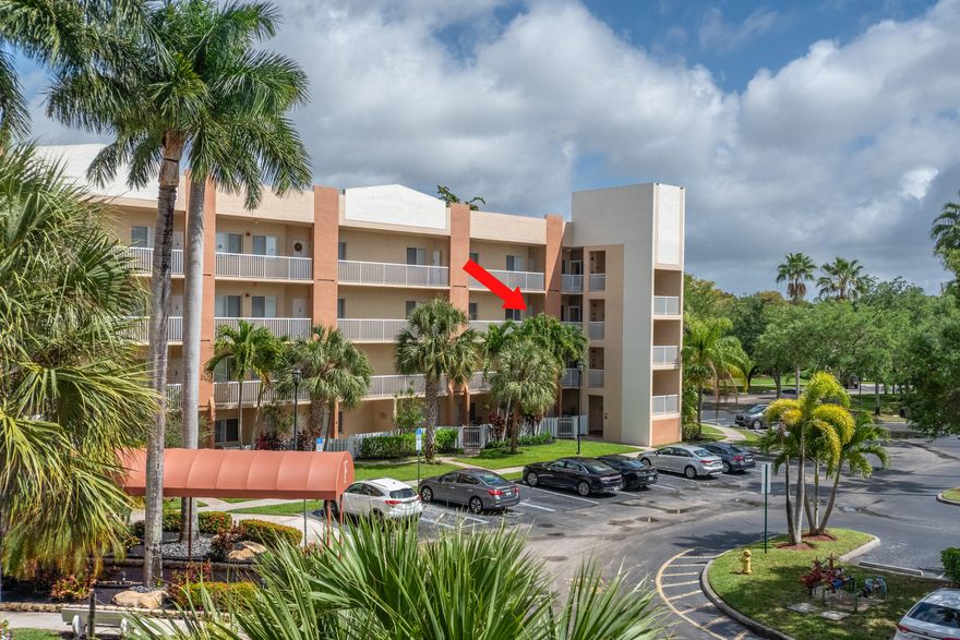 Stop looking—this is the one. Welcome to this immaculate condo in the exclusive Yardley at Kings Point. This spacious 2-bedroom, 2-bath residence features an open-concept kitchen with stainless steel appliances, tile flooring throughout the living areas, and impact windows for added peace of mind. Enjoy indoor-outdoor living with a large screened balcony—perfect for relaxing. This beautifully maintained home offers a new 2023 A/C, full-size washer and dryer, abundant closet space, and has been freshly painted throughout. Located in a sought-after 55+ community, residents enjoy resort-style living with access to the Kings Point clubhouse, featuring indoor and outdoor pools, sauna, spa, fitness center, library, theater, billiards room, and pickleball courts. Elevator building with assigned