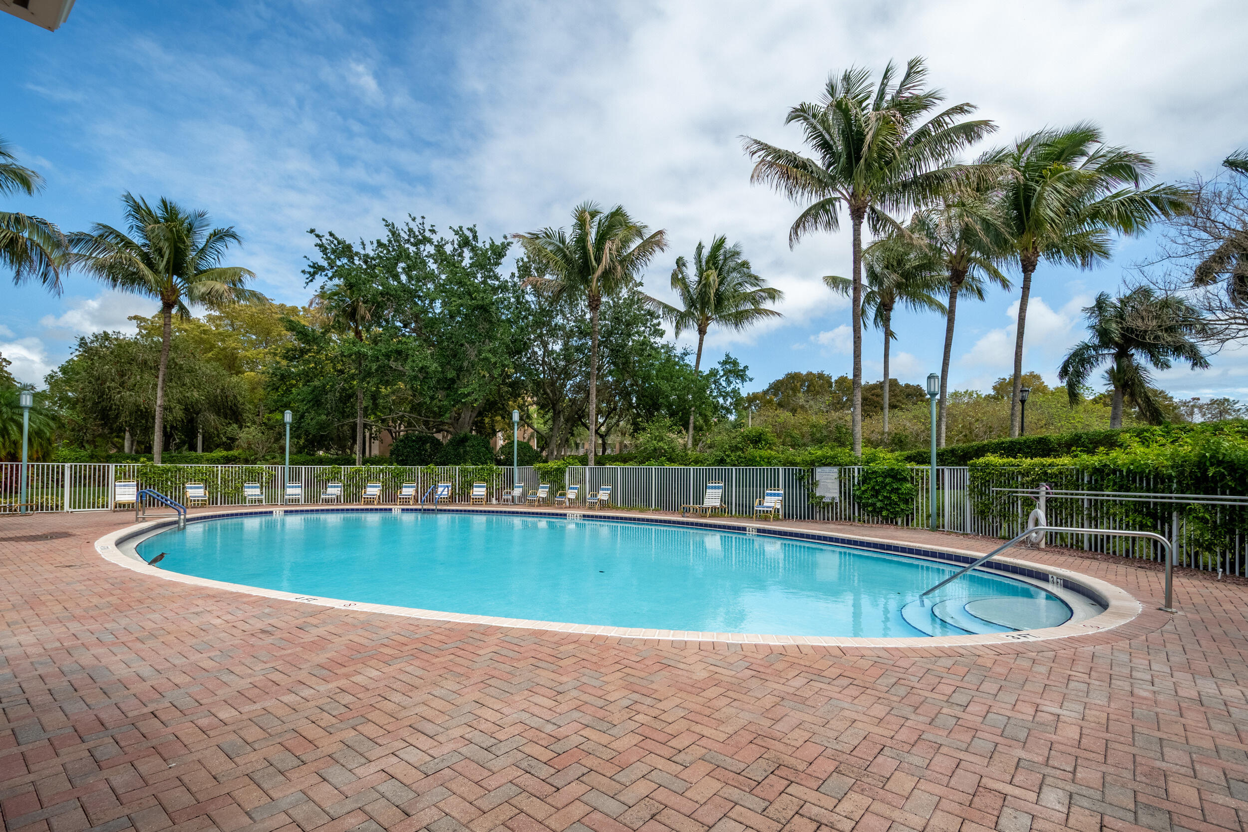 YARDLEY CONDOMINIUM F - Residential