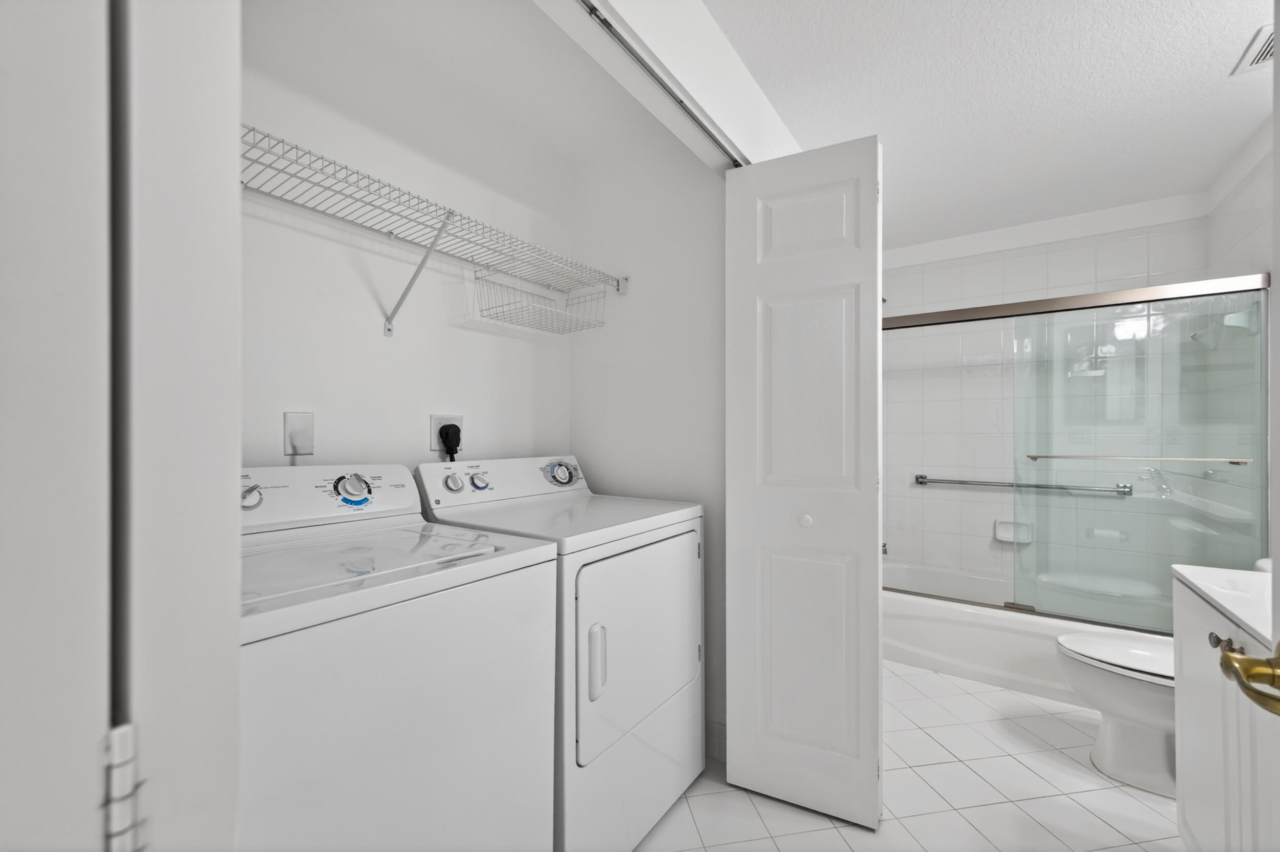 YARDLEY CONDOMINIUM F - Residential