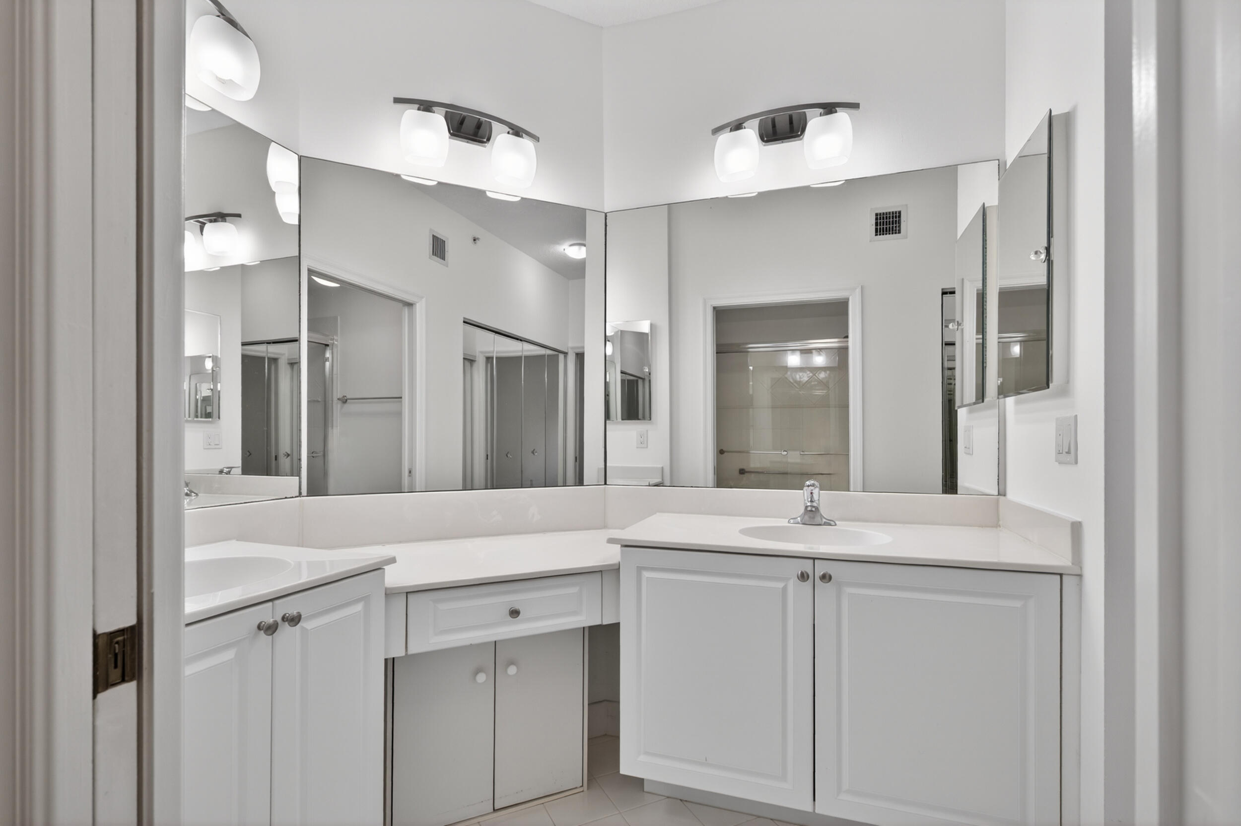 YARDLEY CONDOMINIUM F - Residential