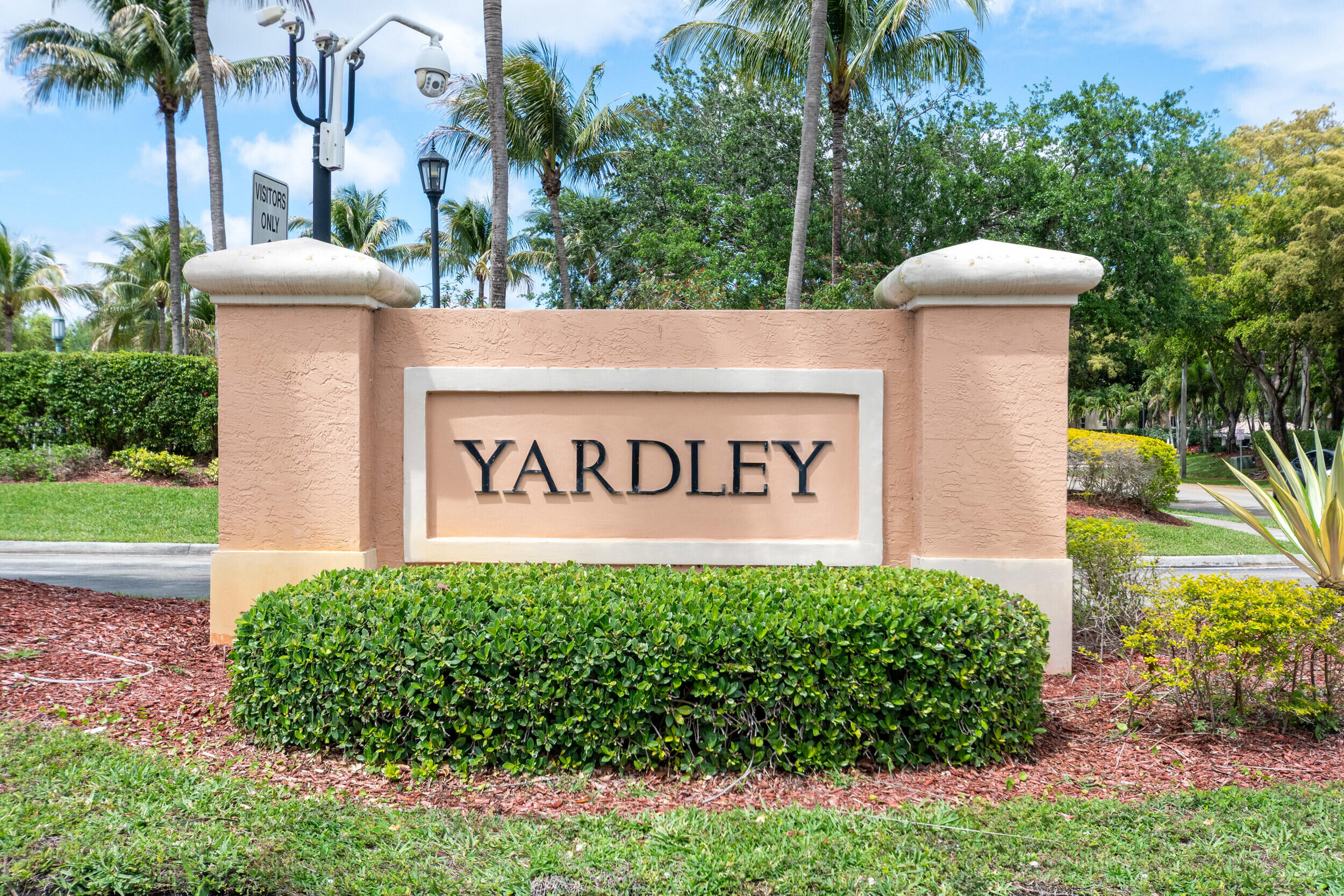 YARDLEY CONDOMINIUM F - Residential