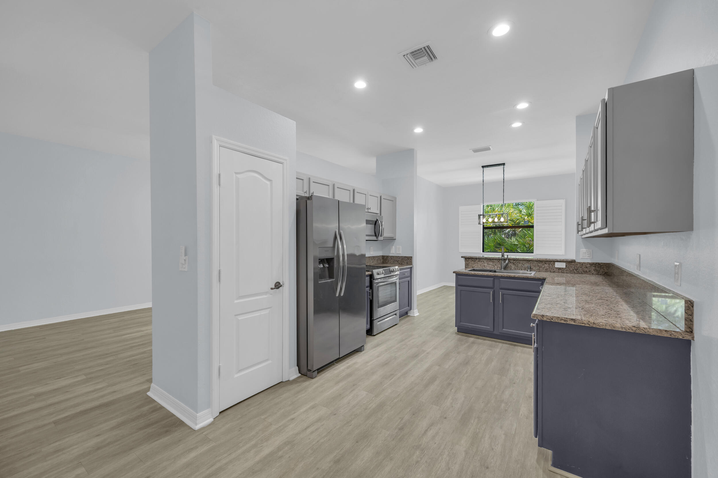 WOODMILL POND CONDO - Residential