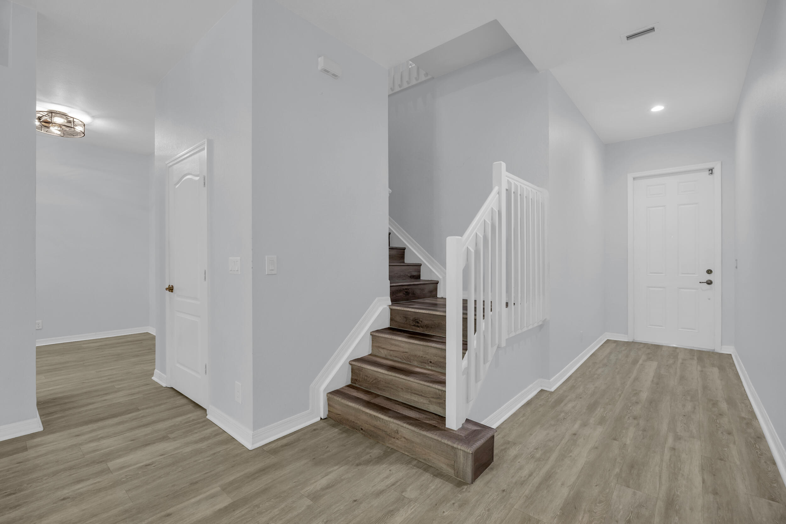 6631 SE Woodmill Pond Lane