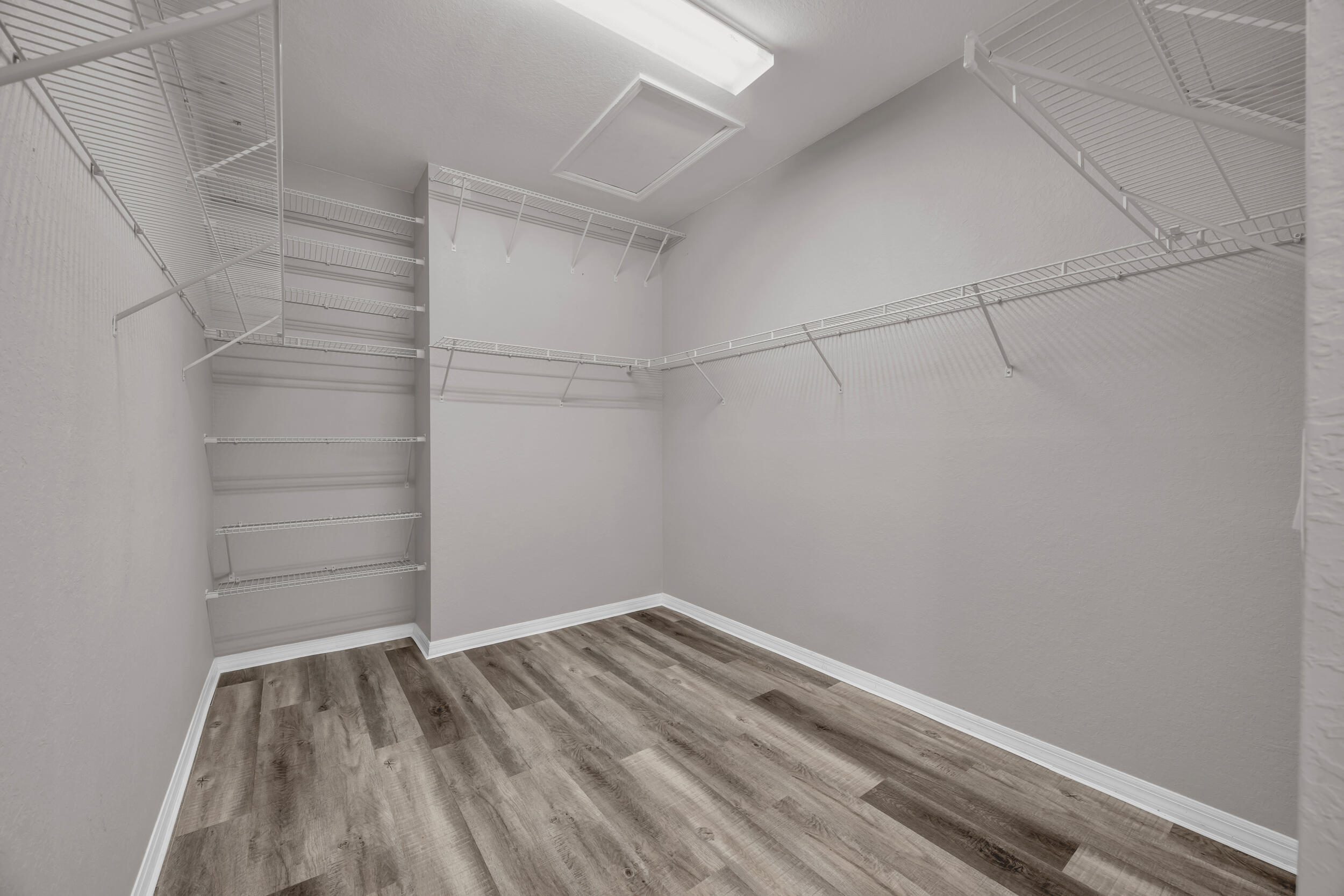 WOODMILL POND CONDO - Residential