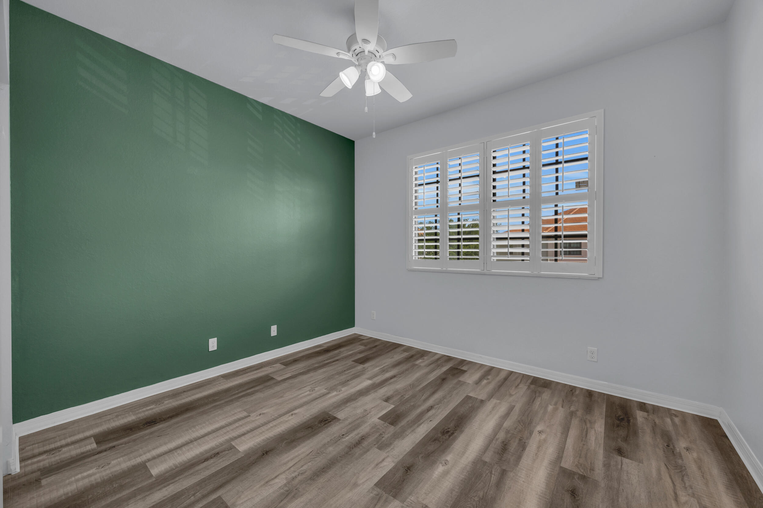 WOODMILL POND CONDO - Residential