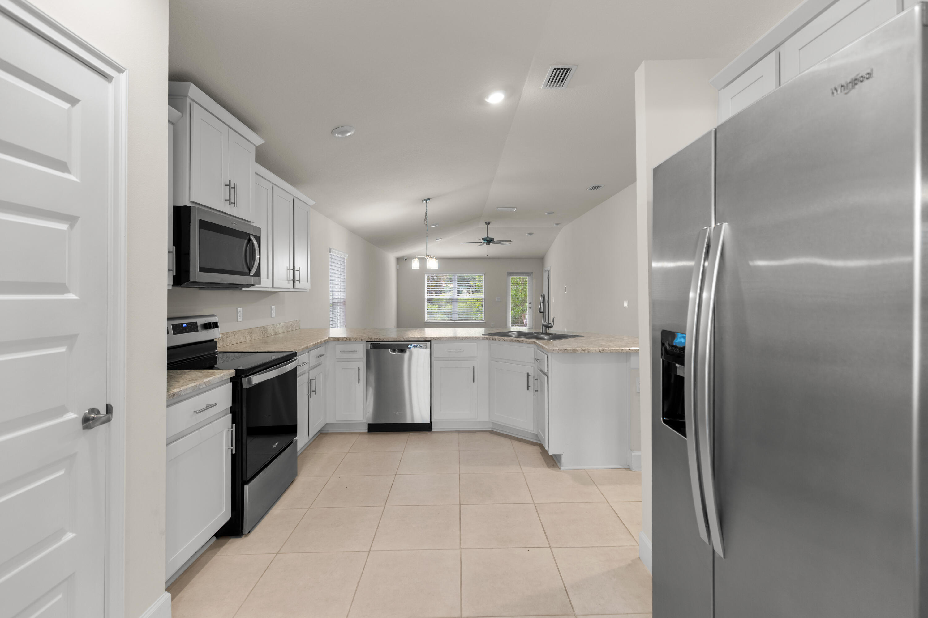 RIVER PLACE ON THE ST LUCIE NO 10 1ST REPLAT - Residential