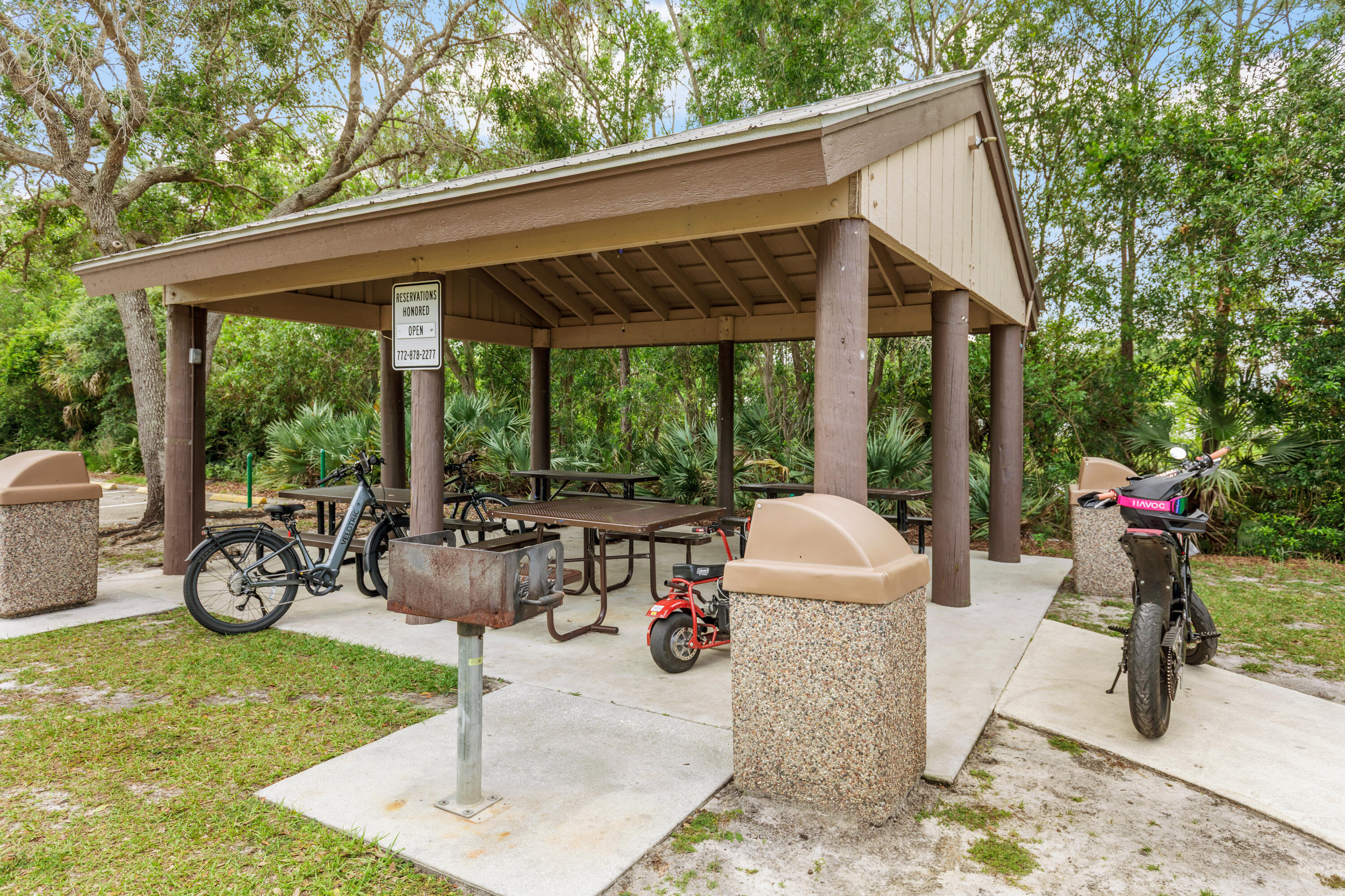 RIVER PLACE ON THE ST LUCIE NO 10 1ST REPLAT - Residential