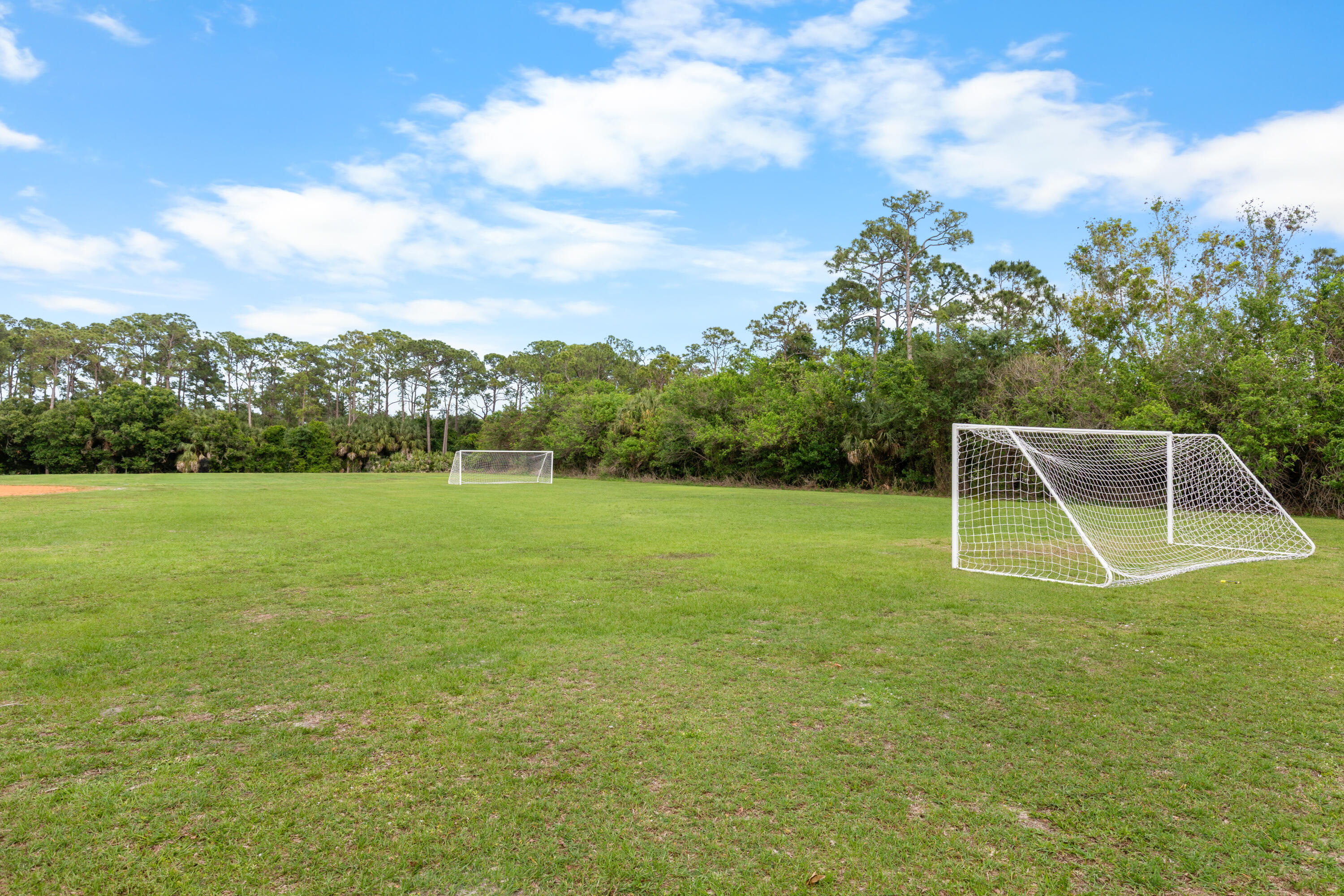 RIVER PLACE ON THE ST LUCIE NO 10 1ST REPLAT - Residential