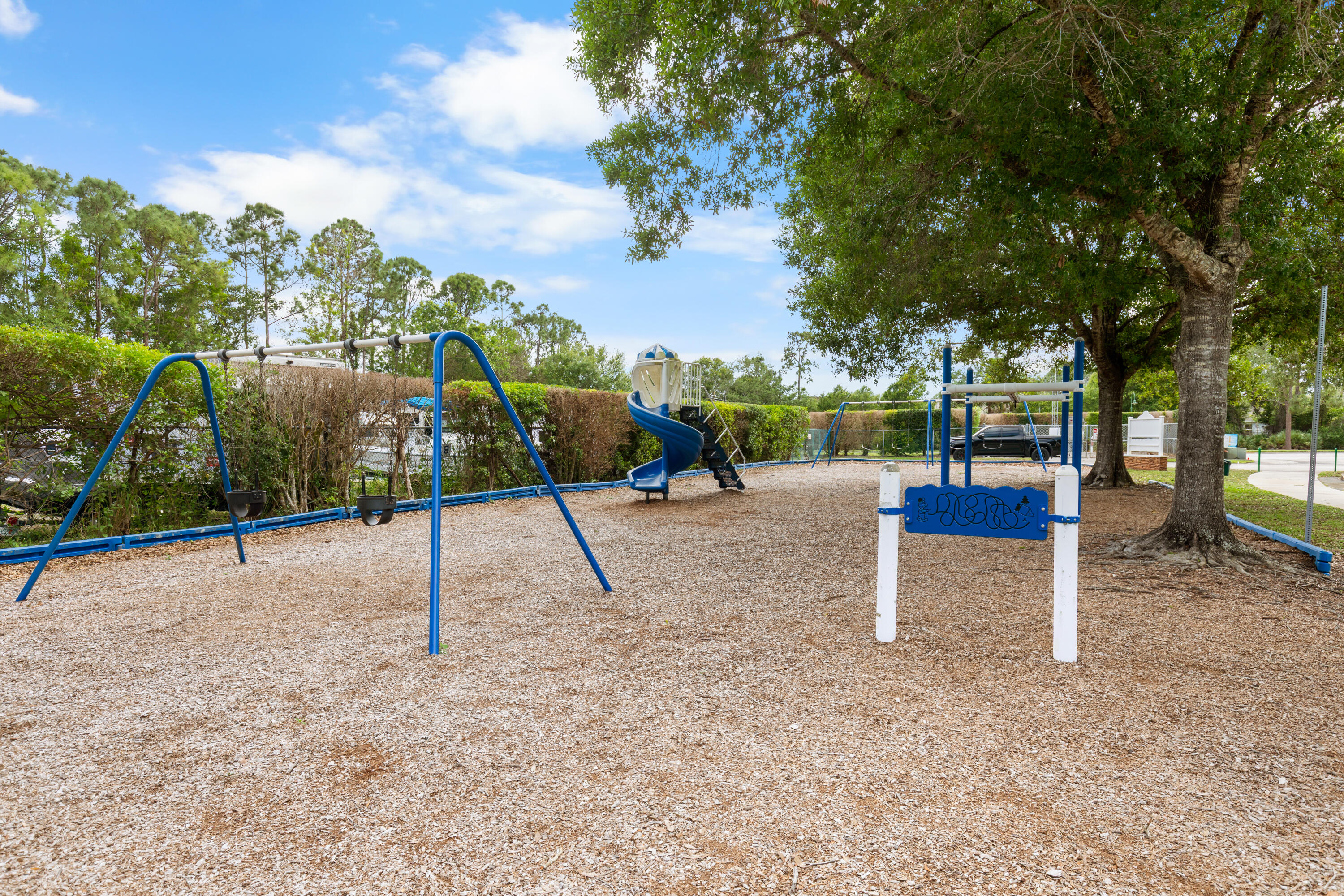 RIVER PLACE ON THE ST LUCIE NO 10 1ST REPLAT - Residential