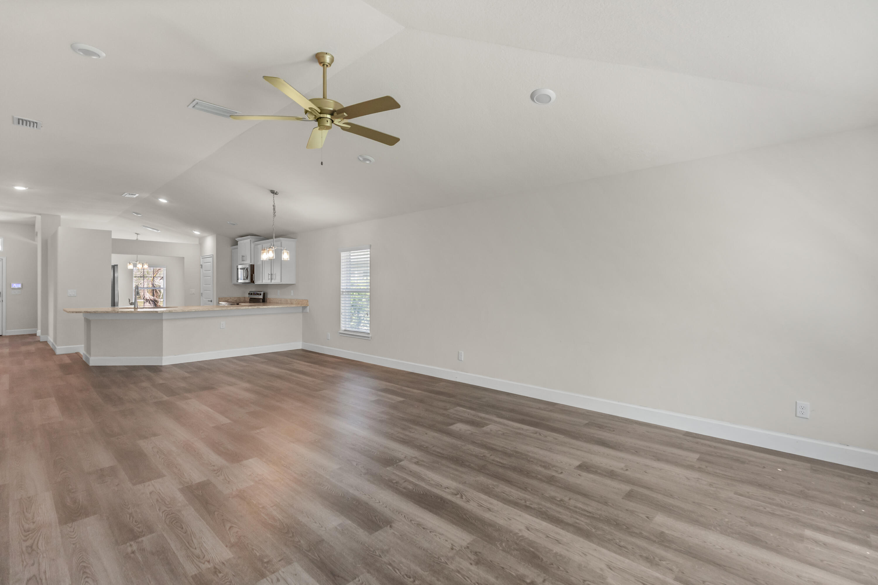 RIVER PLACE ON THE ST LUCIE NO 10 1ST REPLAT - Residential