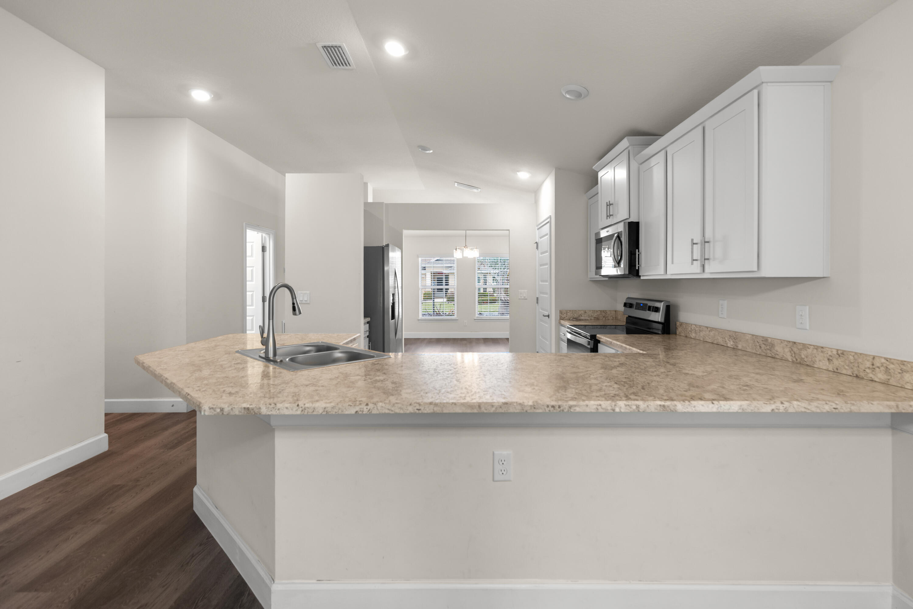 RIVER PLACE ON THE ST LUCIE NO 10 1ST REPLAT - Residential