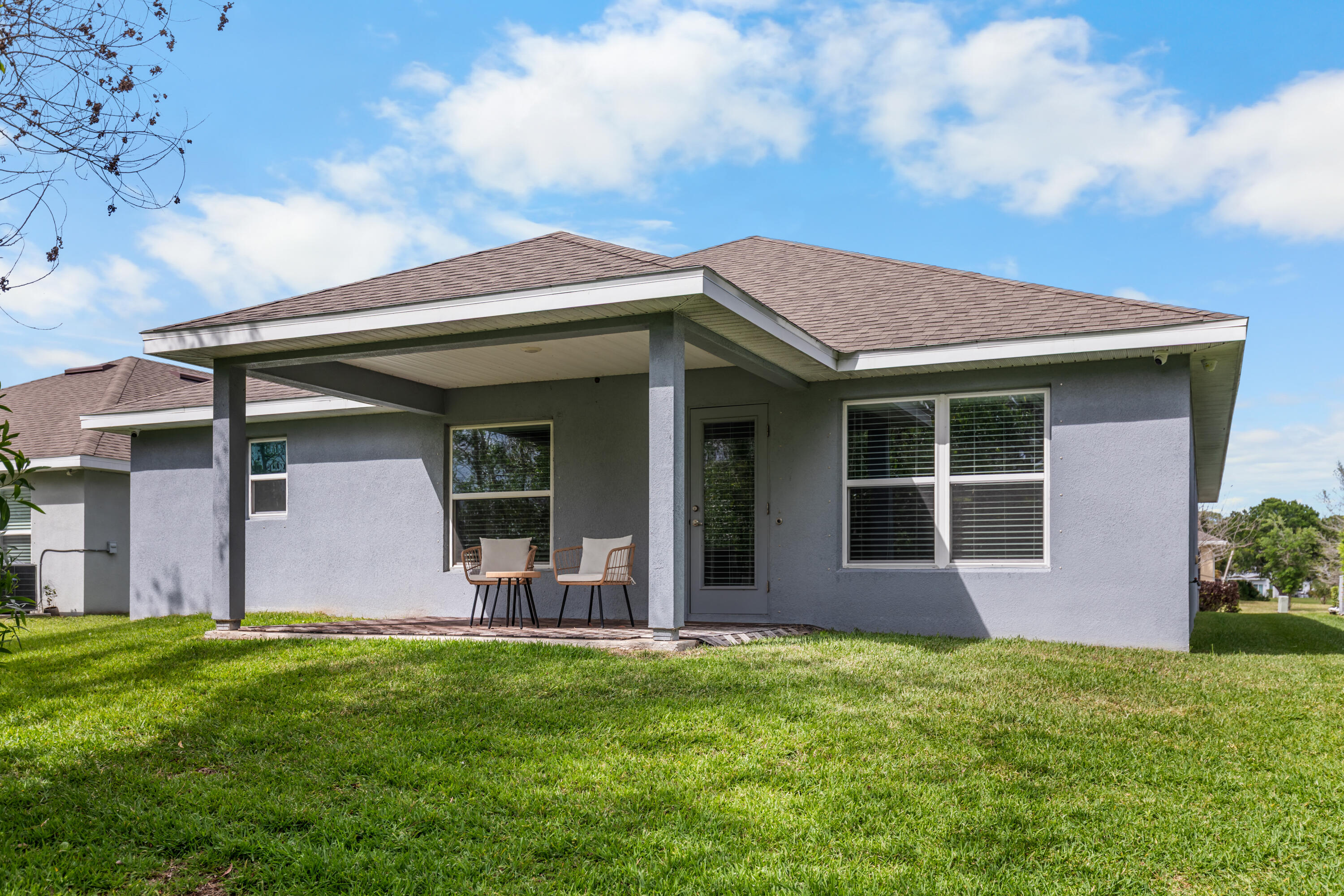 RIVER PLACE ON THE ST LUCIE NO 10 1ST REPLAT - Residential