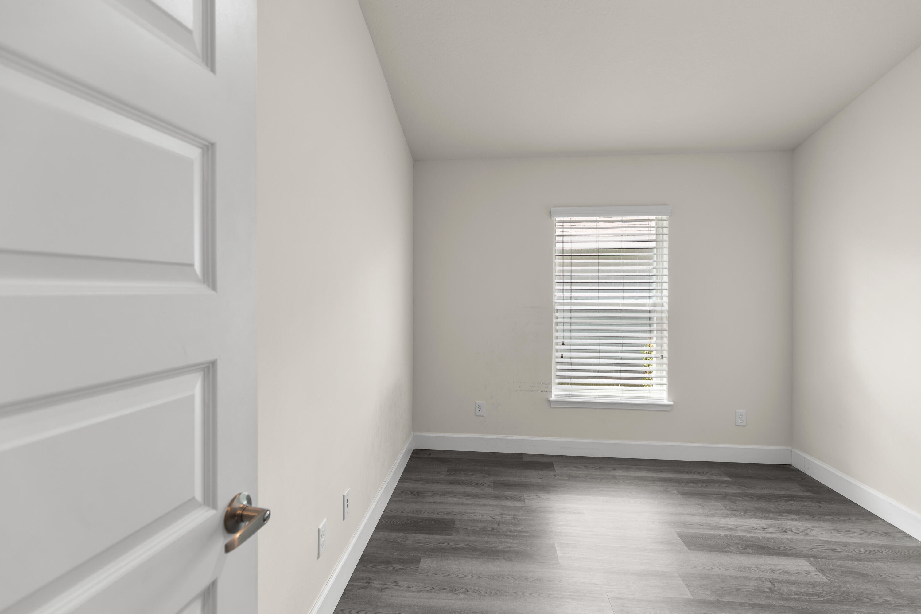 RIVER PLACE ON THE ST LUCIE NO 10 1ST REPLAT - Residential