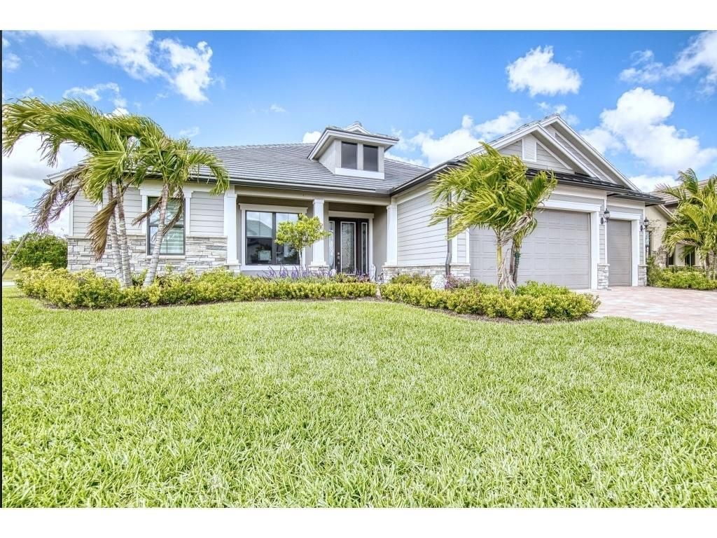 Photo of 322 Sonoma Isles Circle, Jupiter, FL 33478 (MLS # R10703614)
